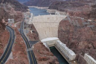 Read more about the article A represa Hoover: a sua altura e a sua construção