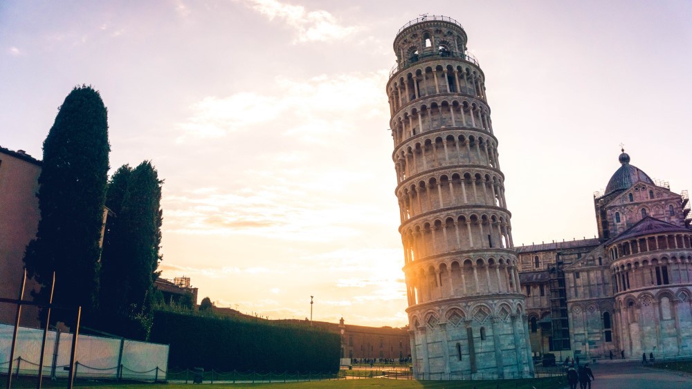 En este momento estás viendo La torre de Pisa: ¿por qué está inclinada?