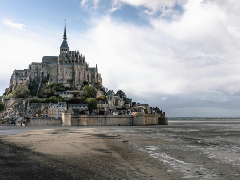 Monte Saint-Michel: toda su historia