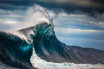 Lee más sobre el artículo Cómo se forman los tsunamis: el impacto de los terremotos submarinos