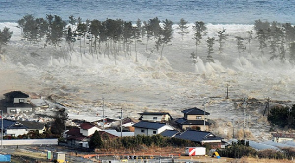 fotografía del tsunami de Japón de 2011